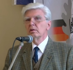 Gerd Schultze-Rhonhof